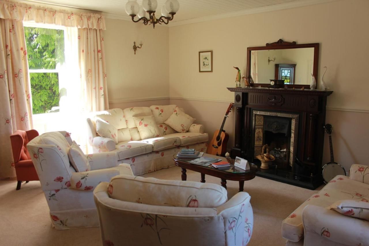 Отели типа «постель и завтрак» Grey Gables Farmhouse B&B Inishannon-39